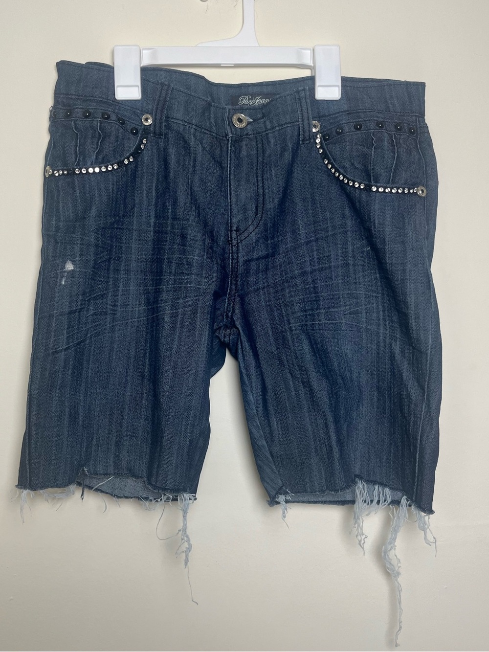 Paco Jeans Co. Y2K Vintage Stud-Embellished Dark Denim Women’s Baggy Jean Shorts